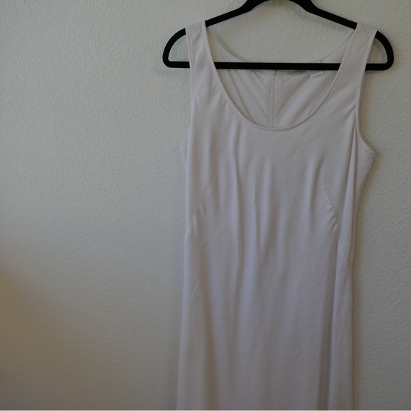 Tank dress in white linen - Picture 2 of 6